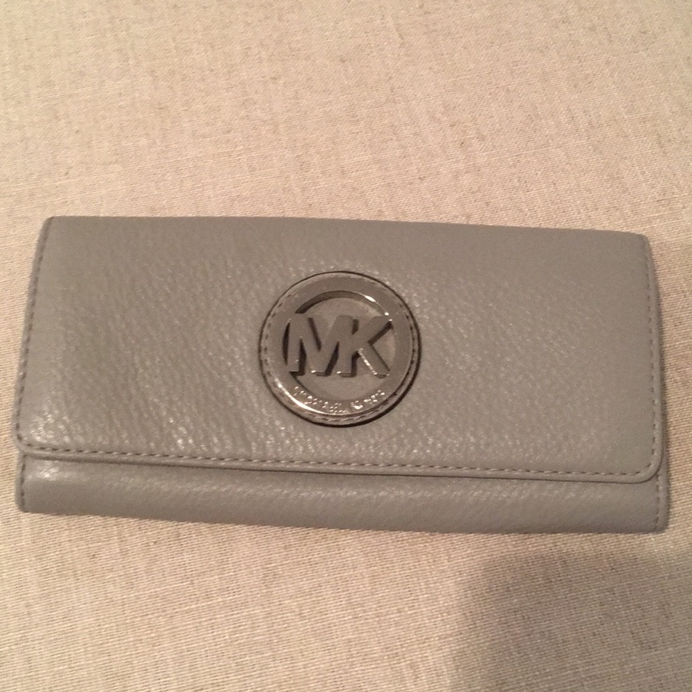 Michael Kors wallet